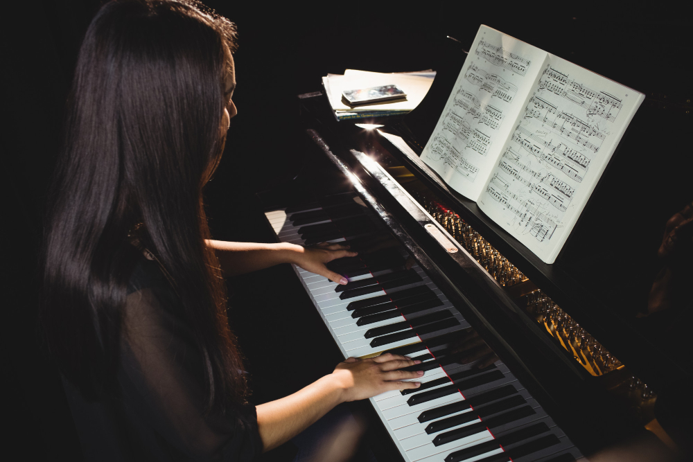 Keynotes of Knowledge – Your Guide to Piano Lessons in Brampton